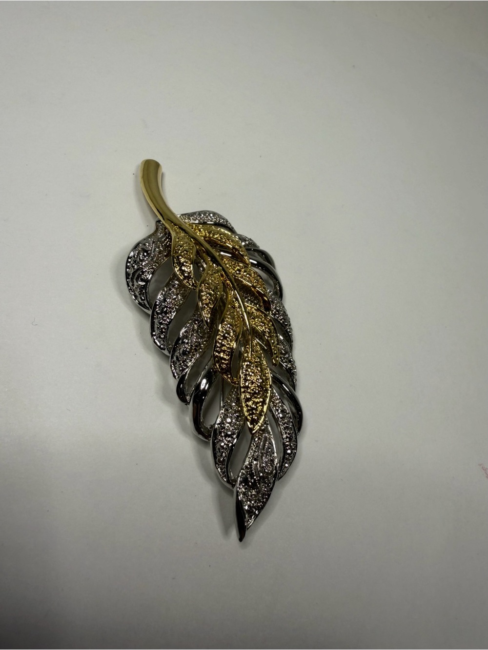 Costume Jewelry Two-Tone
Leaf Feather Brooch Gold and Silver Tone